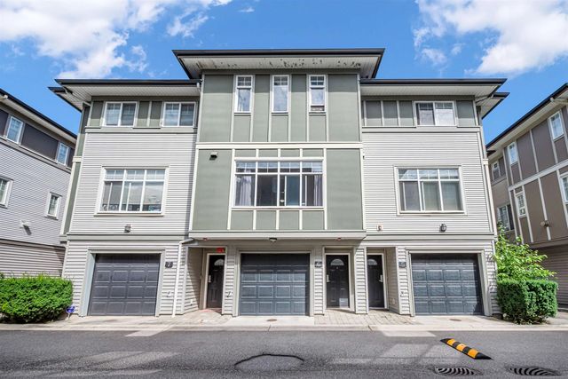 1010 Ewen Avenue 6, New Westminster