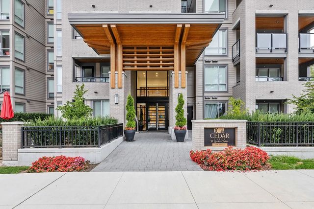 7588 16th Street 522, Burnaby