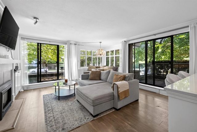 1702 Chesterfield Avenue 101, North Vancouver