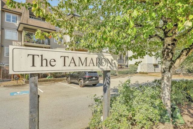 12083 92a Avenue 419, Surrey