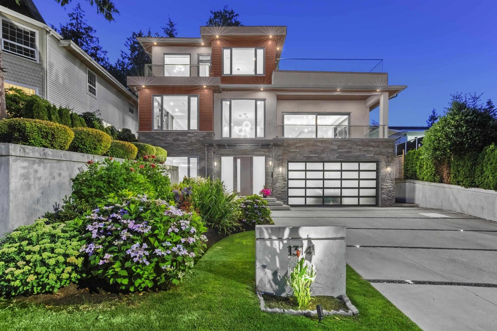 13141 Marine Drive, Surrey