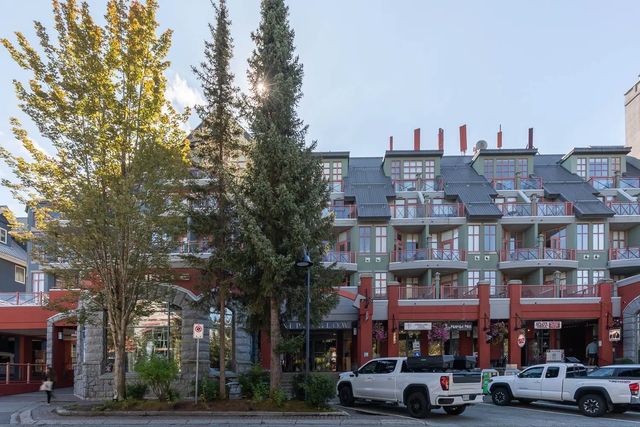 4369 Main Street 327, Whistler