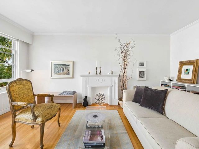 1246 Cardero Street 304, Vancouver