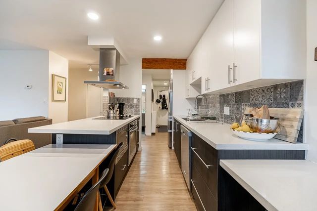 36 E 14th Avenue 213, Vancouver