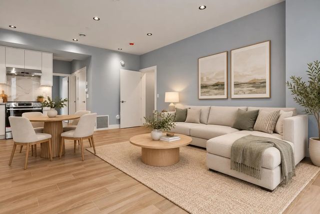 2557 W King Edward Street 1, Vancouver
