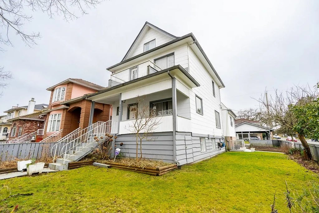 2604 E 19th Avenue, Vancouver