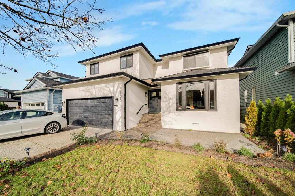 22683 Fraserbank Crescent, Richmond