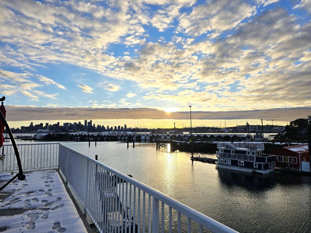 415 W Esplanade Gnb20, North Vancouver