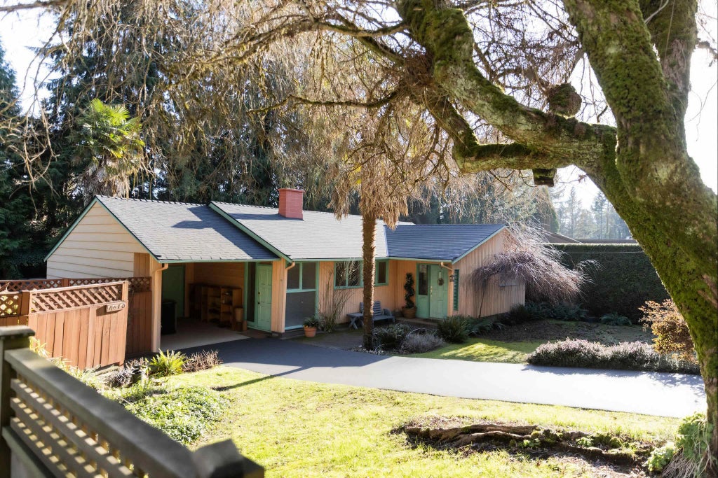 1670 Ayleslynn Drive, North Vancouver