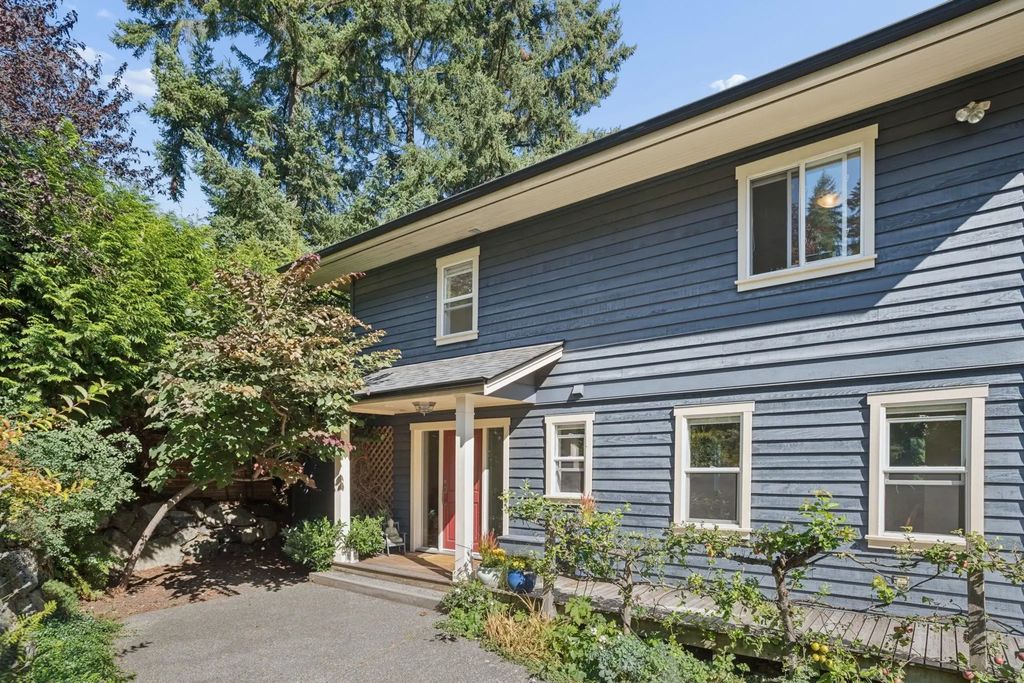 965 Village Drive, Bowen Island