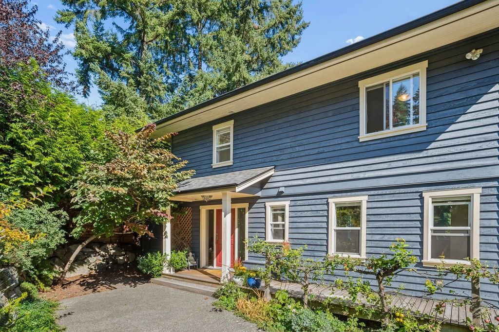 965 Village Drive, Bowen Island