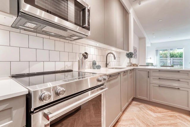 9735 University Crescent 13, Burnaby