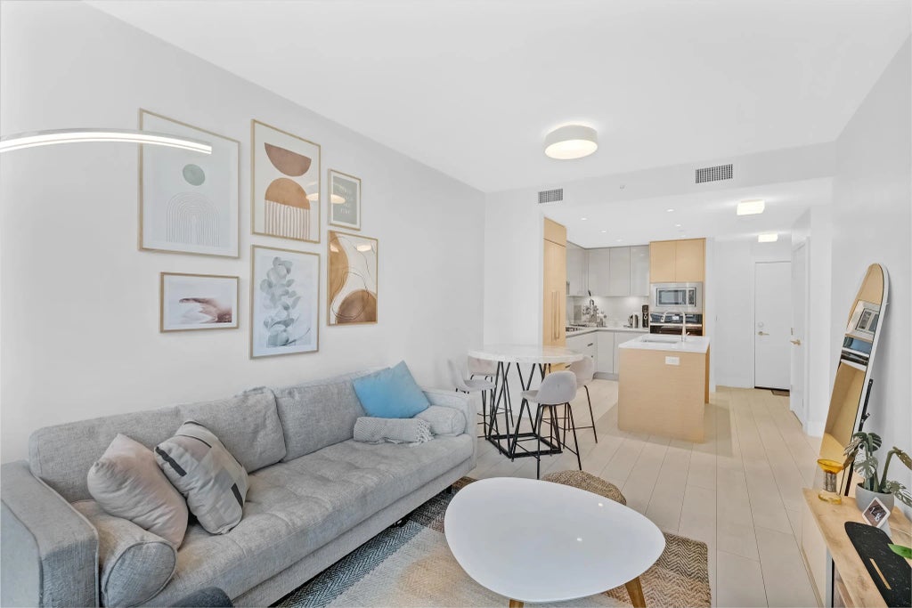 8575 Rivergrass Drive 353, Vancouver