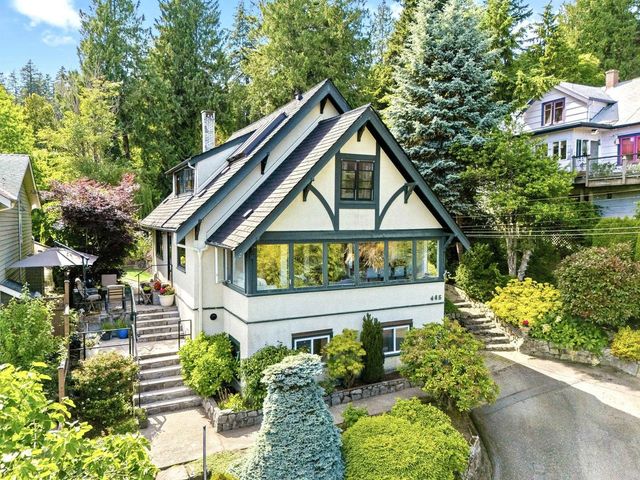 445 N Oxley Street, West Vancouver