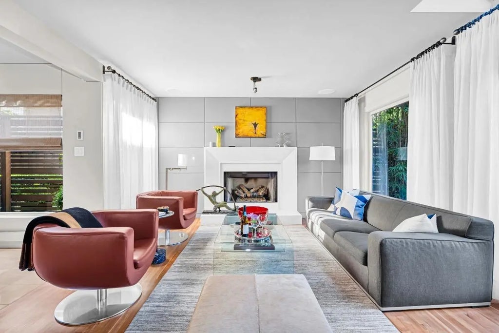 3450 W 8th Avenue, Vancouver