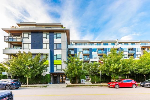 3018 St. George Street 306, Port Moody