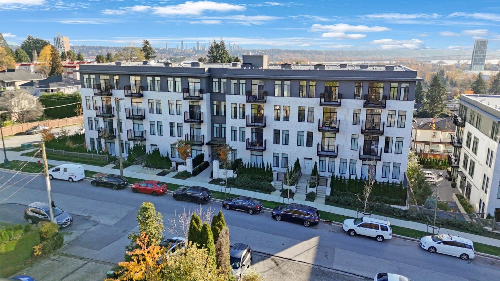 718 Edgar Avenue 209, Coquitlam
