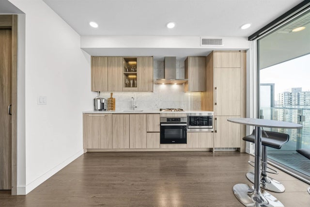 89 Nelson Street 1804, Vancouver