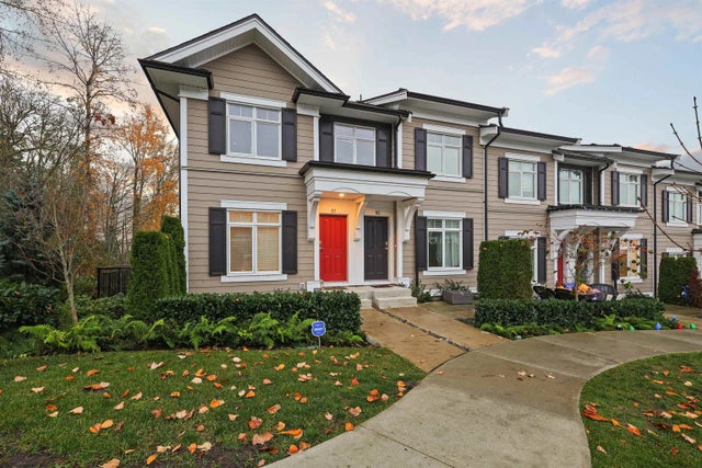 2070 Oak Meadows Drive 51, Surrey