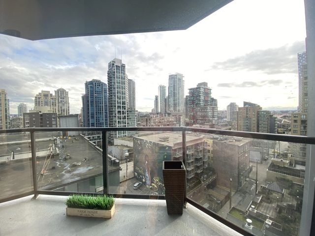1212 Howe Street 10xx, Vancouver