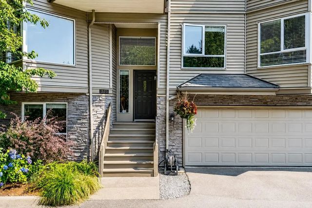 1215 Lansdowne Drive 329, Coquitlam
