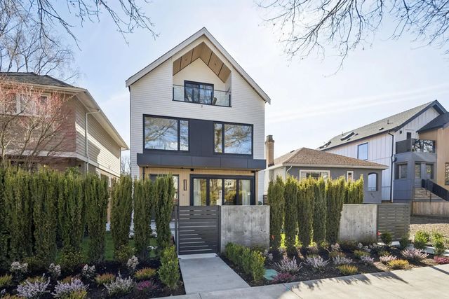3036 W 13th Avenue 2, Vancouver