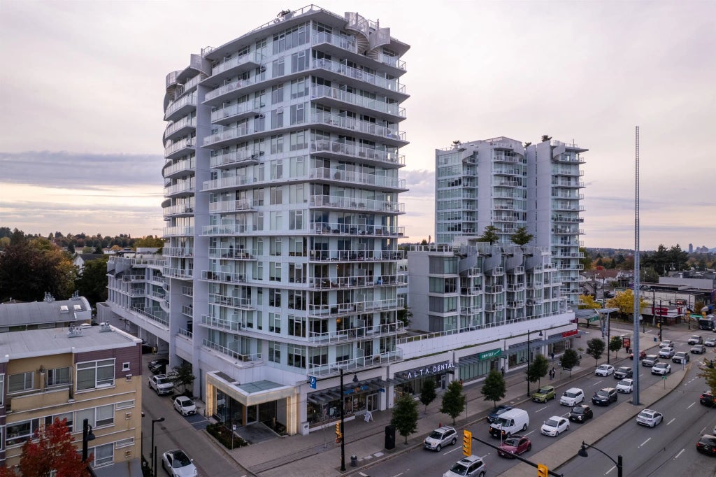 2220 Kingsway 1107, Vancouver