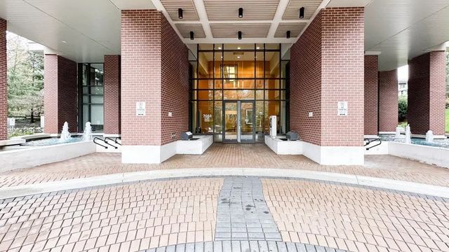 7088 18th Avenue 909, Burnaby