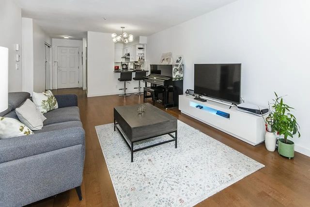 5788 Vine Street 210, Vancouver