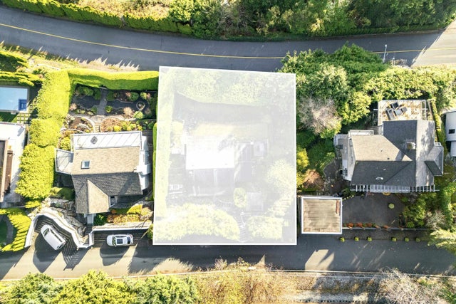 3575 Sunset Lane, West Vancouver