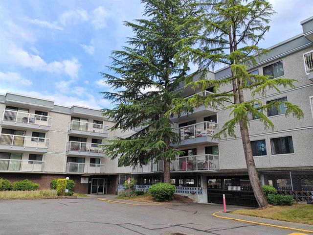 6420 Buswell Street 101, Richmond
