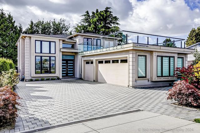 10780 River Drive, Richmond