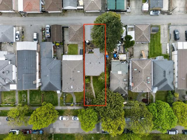 2112 E 46th Avenue, Vancouver