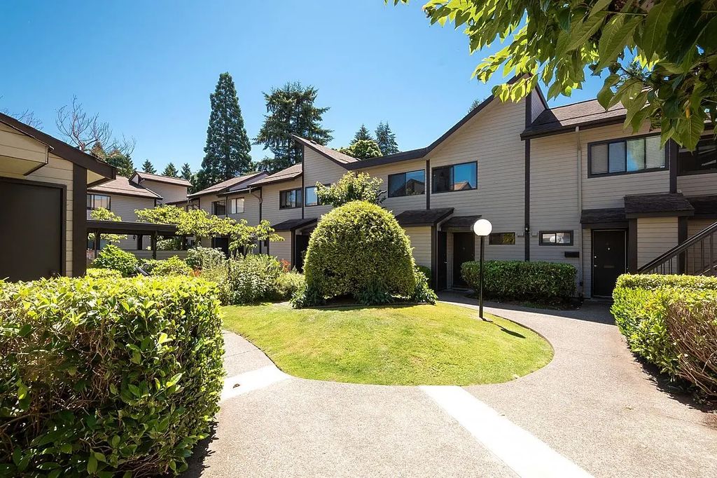 460 W 16th Avenue 31, Vancouver