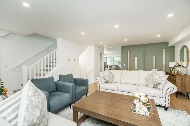 6568 193b Street 34, Surrey