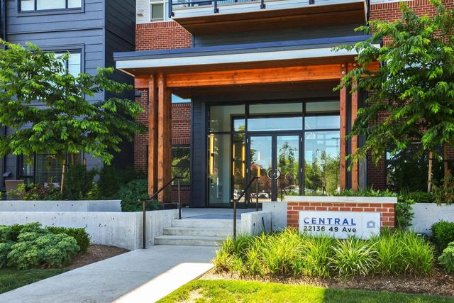 22136 49 Avenue 106, Langley