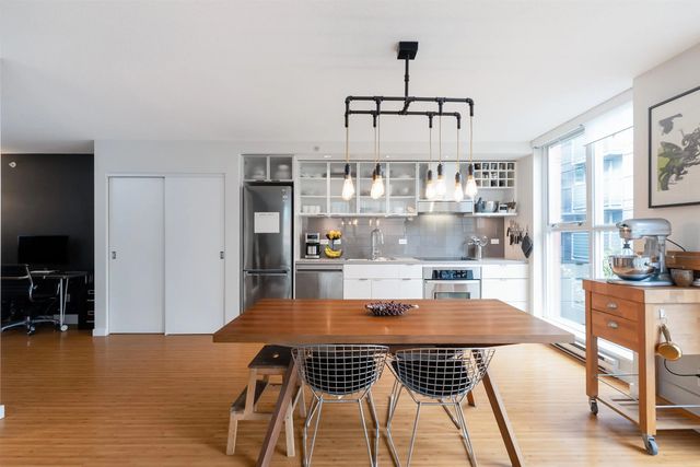 168 Powell Street 601, Vancouver