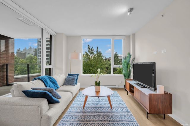 3100 Windsor Gate 305, Coquitlam