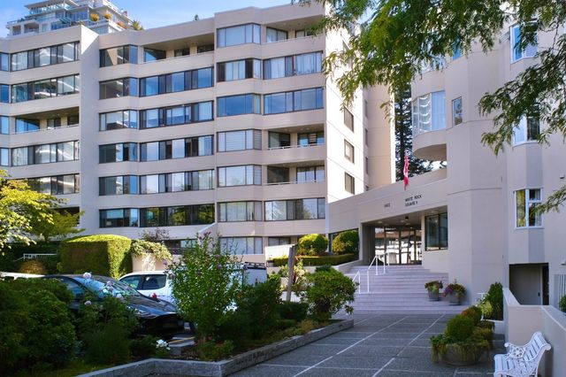 1442 Foster Street 603, White Rock