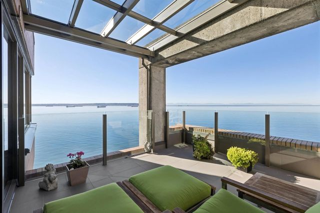 2250 Bellevue Avenue 9, West Vancouver