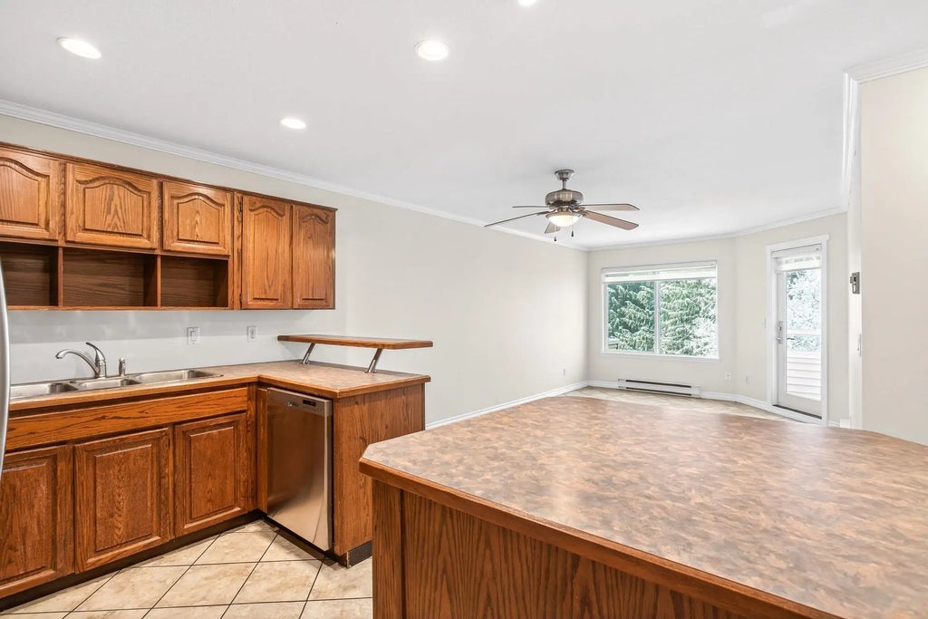 450 Bromley Street 310, Coquitlam