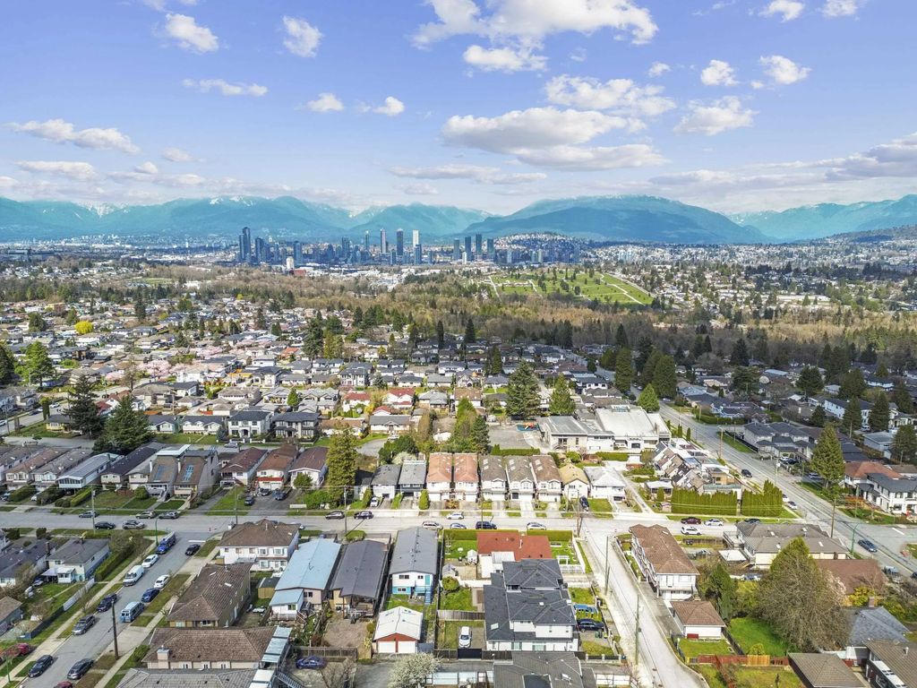 6070 Mcmurray Avenue 1405, Burnaby