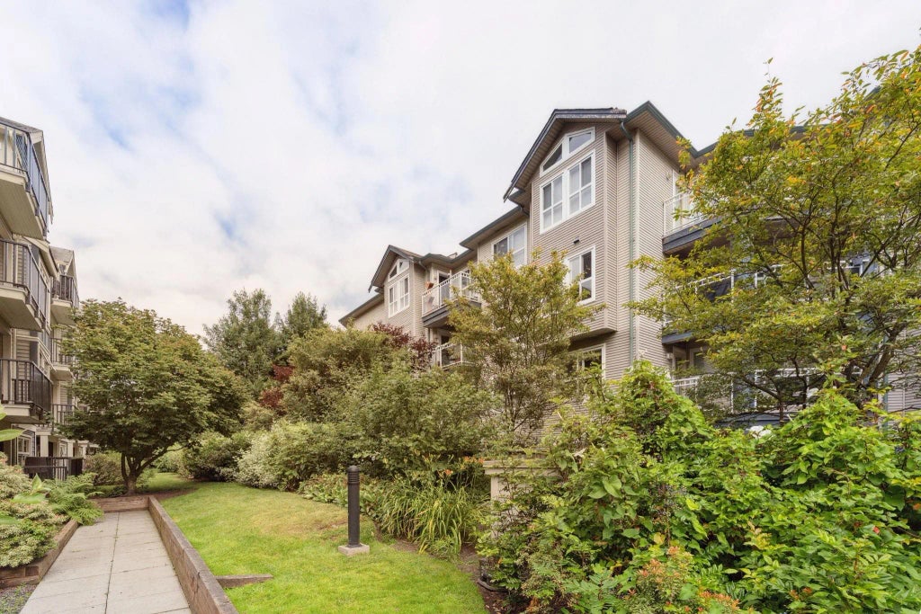 8115 121a Street 211, Surrey