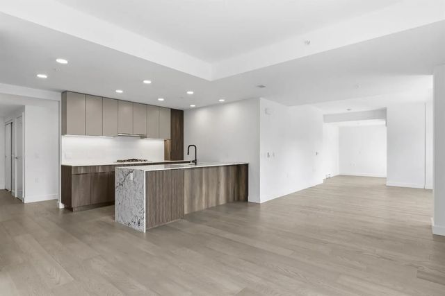 3590 W 39th Avenue 309, Vancouver