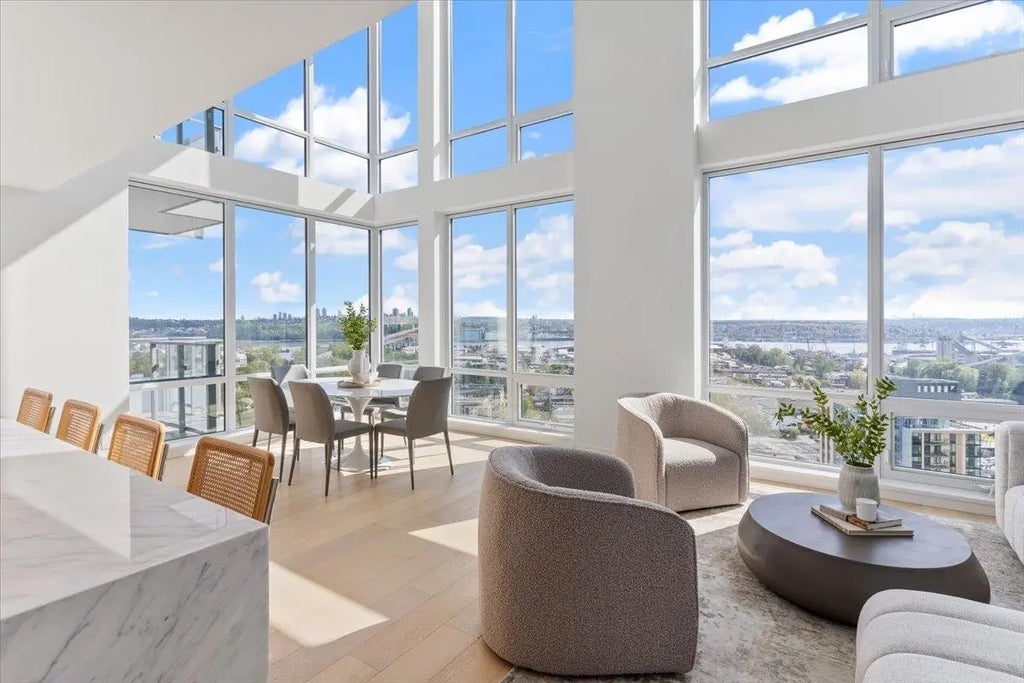 1500 Fern Street 2404, North Vancouver