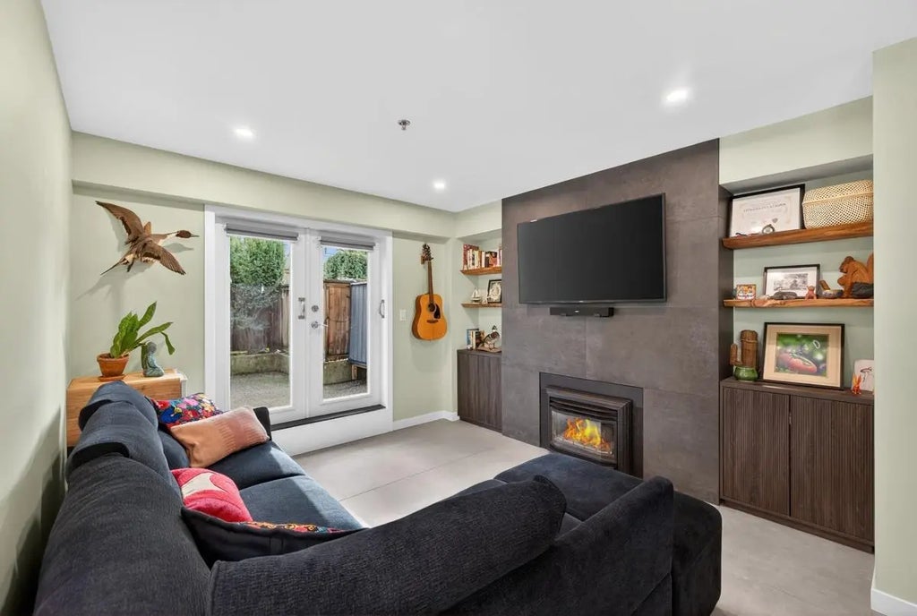 828 W 14th Avenue 104, Vancouver