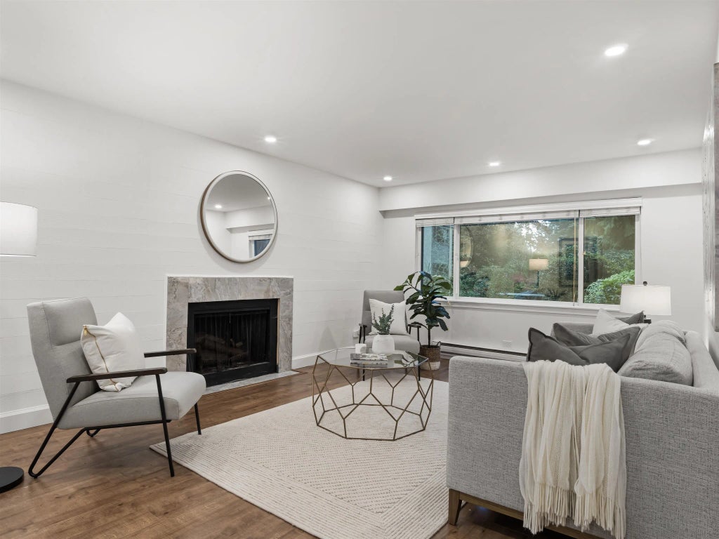 1253 Plateau Drive, North Vancouver