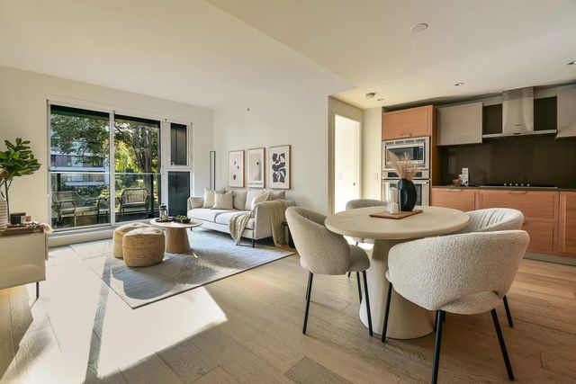 7128 Adera Street 302, Vancouver