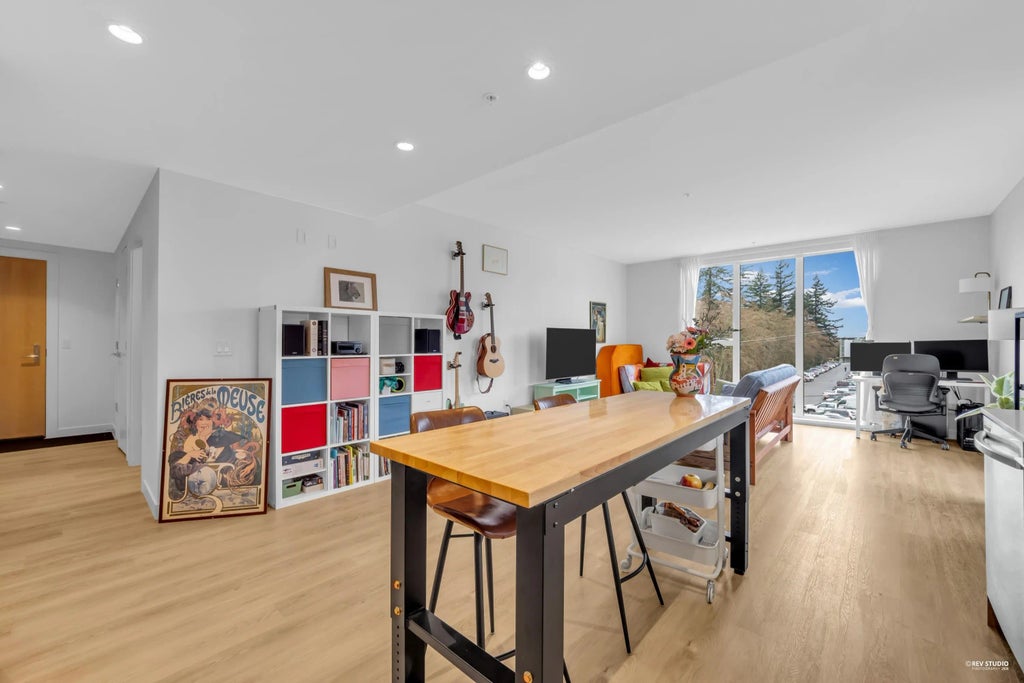 9888 University Crescent 510, Burnaby