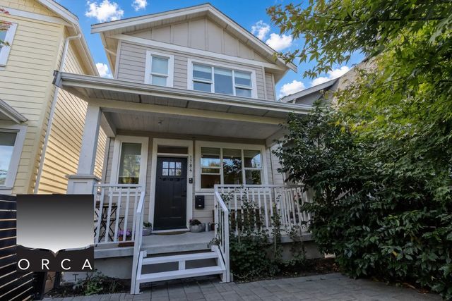 1784 Charles Street, Vancouver
